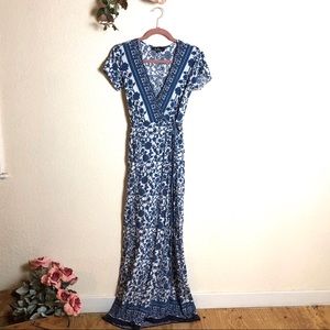 Lulus Beautiful Wrap Dress Med 100% Rayon